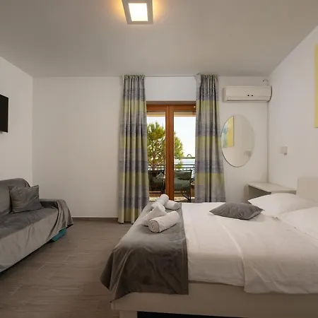 Apartment Lea *