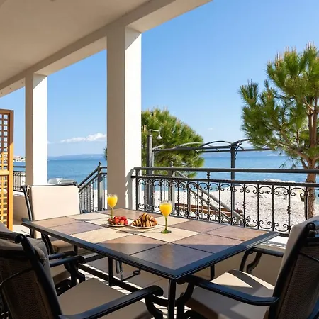Lea Apartment *