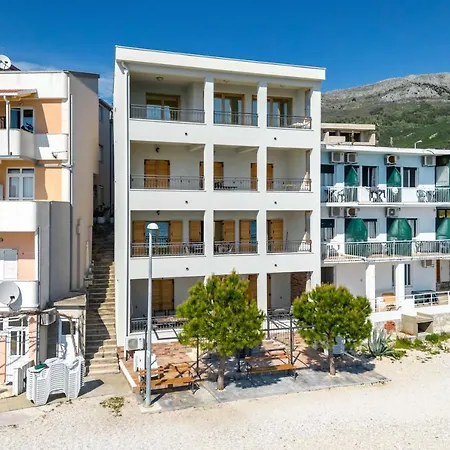Lea Apartment Podstrana