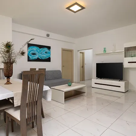 Lea Apartman Podstrana
